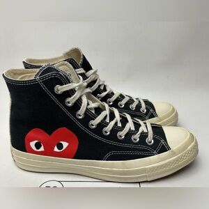 Converse Chuck Taylor All Star High x
Comme des Garcons Play Sneakers